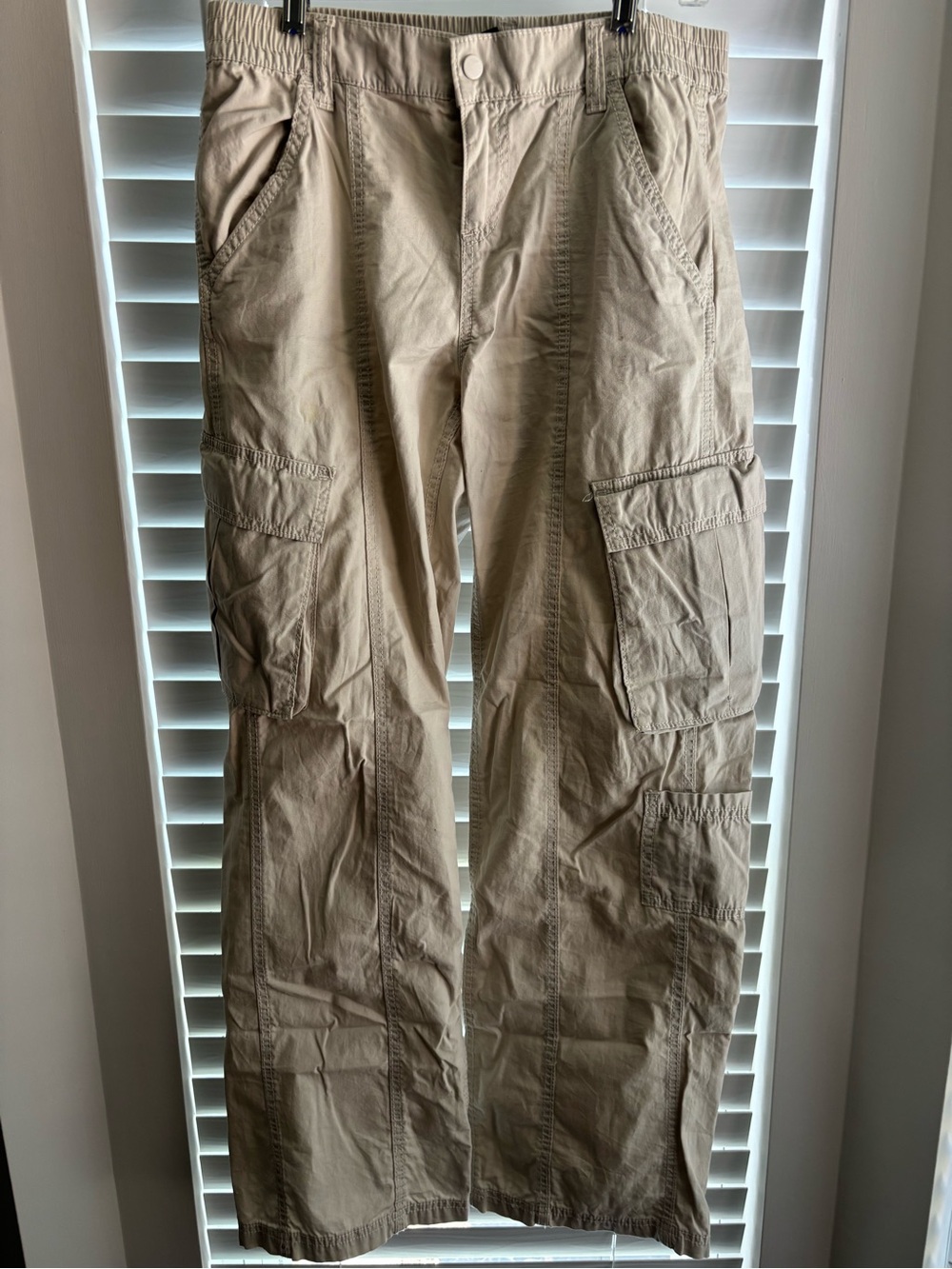 H&M Beige Cargo Pants with Multiple Pockets
